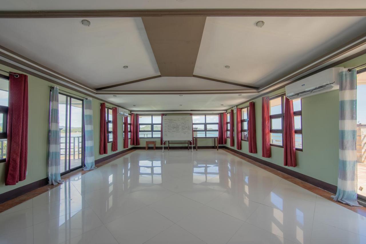 Rawis Resort Hotel And Restaurant Borongan Buitenkant foto